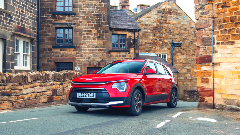 Auto Zeitung compact SUV Niro