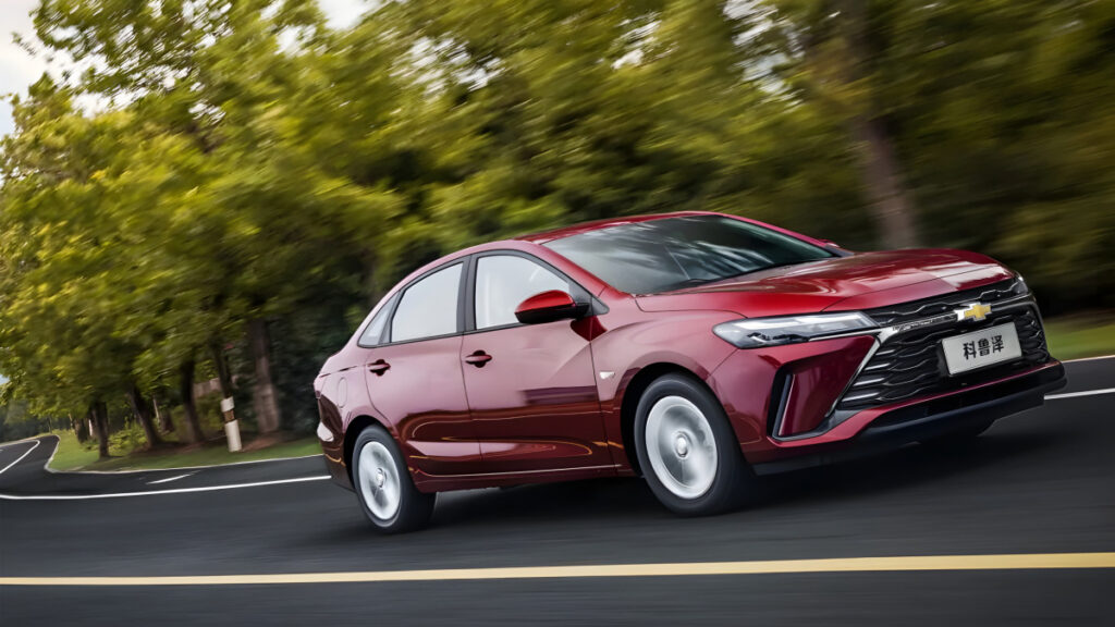 Chevrolet All New Cruise Unveiled (3)