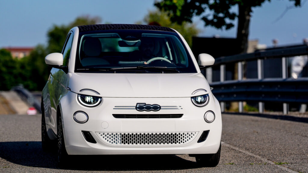 Fiat New 500 Hybrid (6)