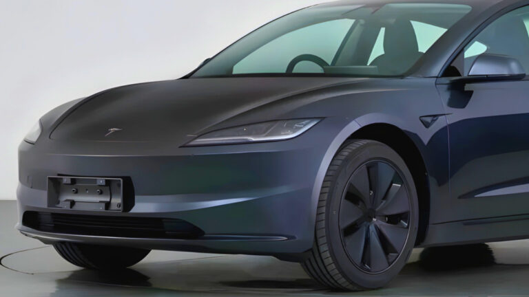 Tesla Launches Model 3 For China