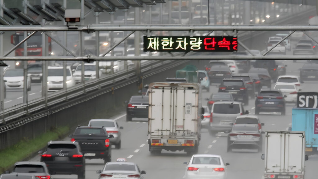 the number of registered cars (4)