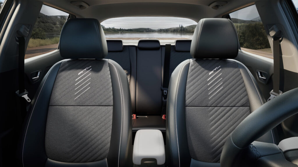 Kia unveils its new Stonic (4)