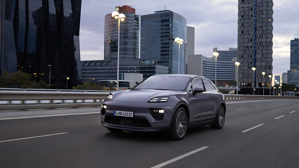 New Macan Electric Unveils (3)