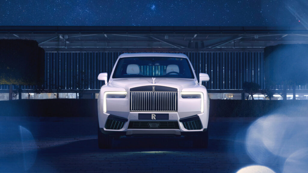 Rolls Royce Cullinan Cosmos (2)