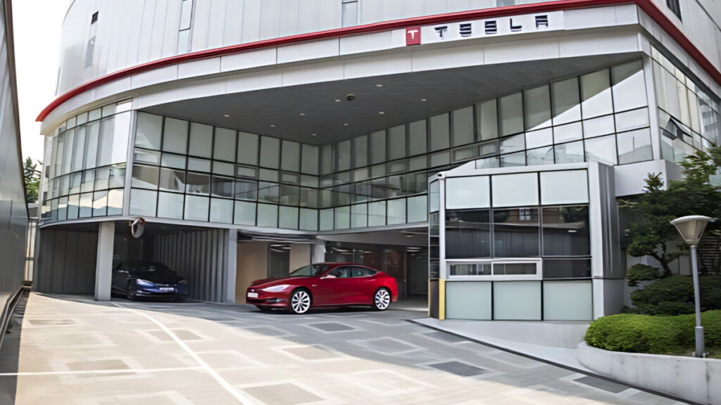 Tesla Chuseok Emergency Service