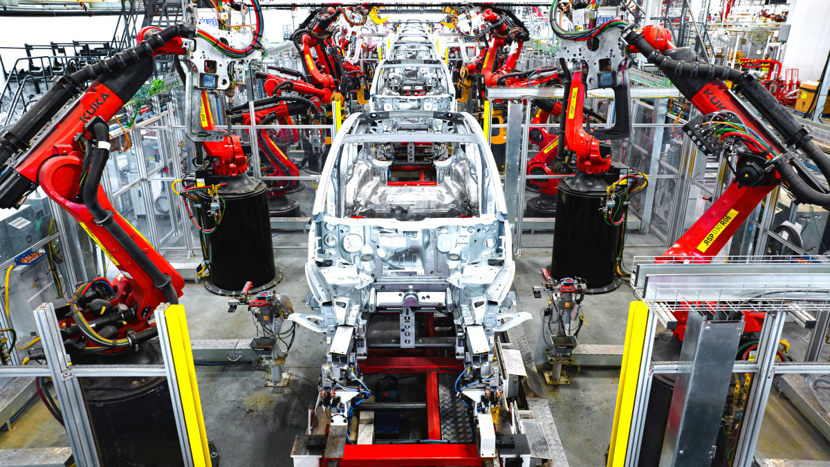Tesla biggest quarterly sales ever