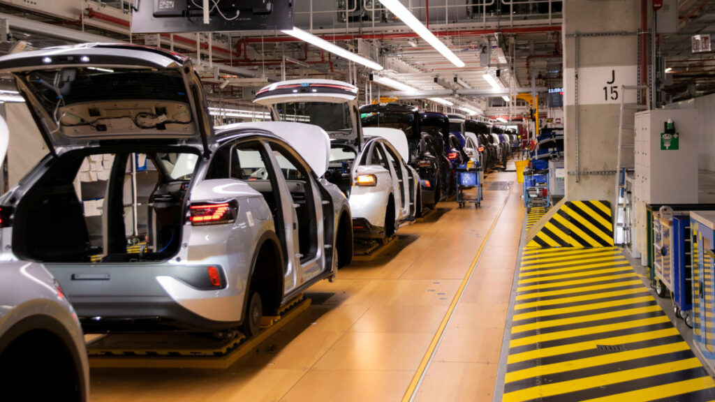 Volkswagen Quarterly Losses (6)