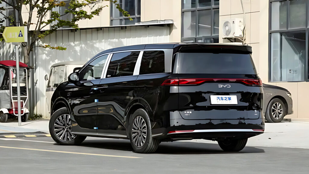 BYD Minivan M9 Launch (5)