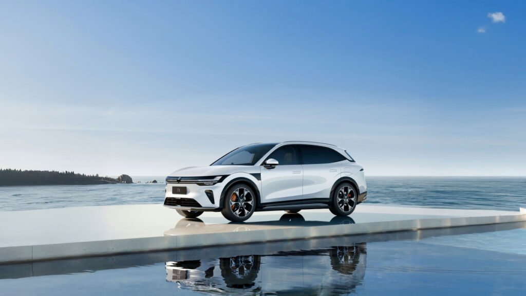 Geely Automobile Zeekr 009 Minivan (3)