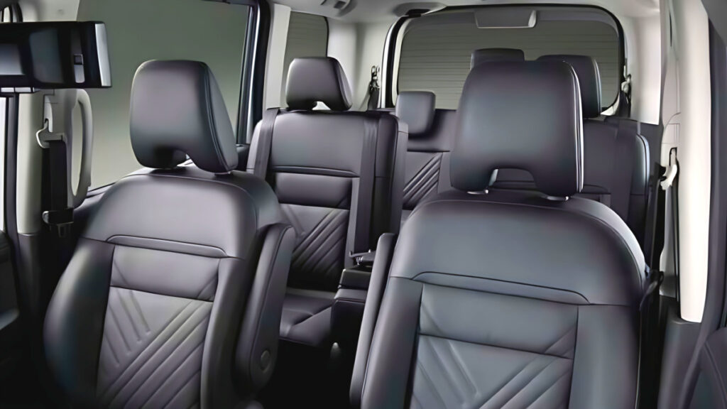 Nissan Serena Facelift Minivan