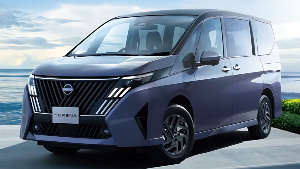 Nissan Serena Facelift Minivan (4)