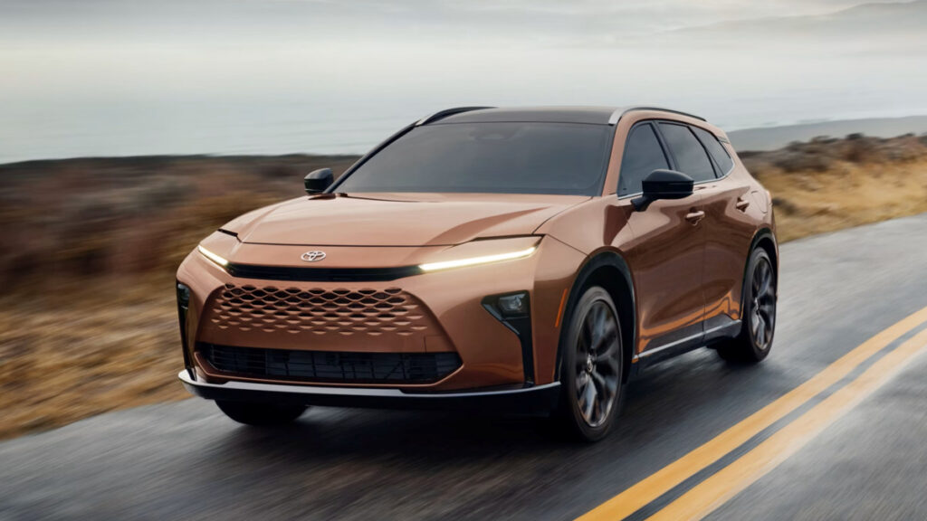 Toyota Crown Signia Launch Preview (2)