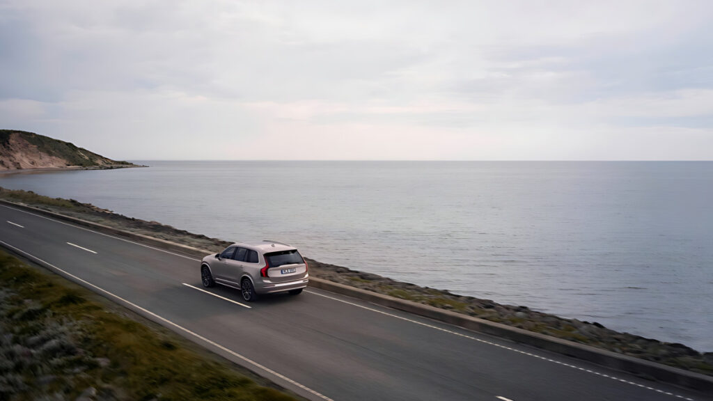 Volvo Lexus Chairman Durability (5)