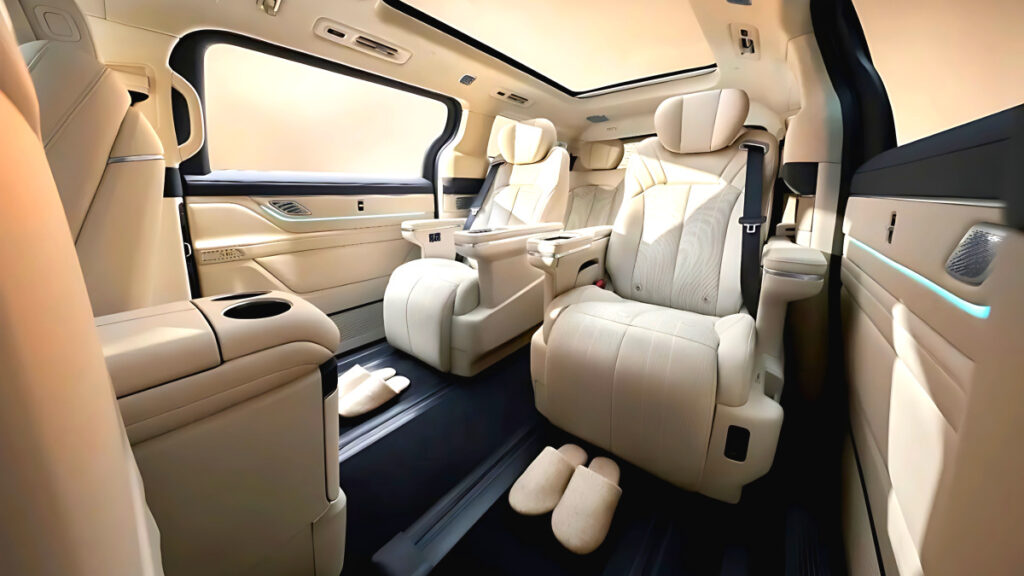 Geely Galaxy V900 Unveiled