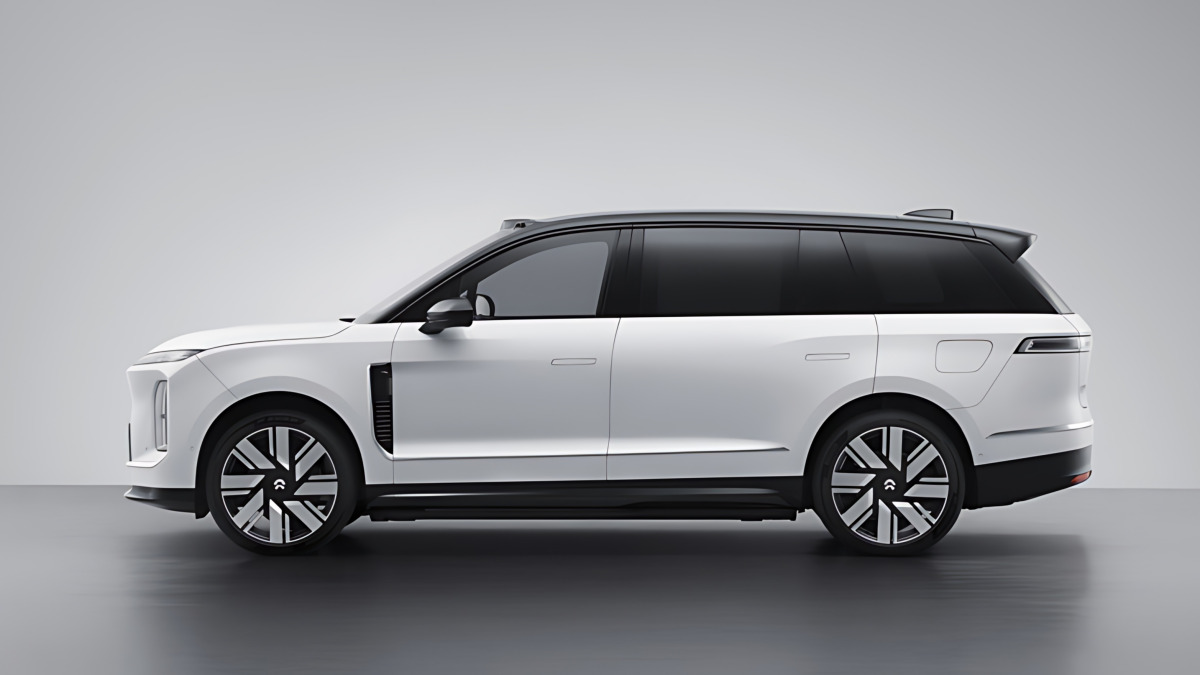 Nio Large Electric SUV ES9 Unveils