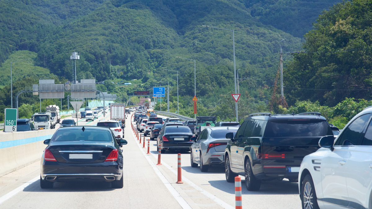 a competition for imported SUV