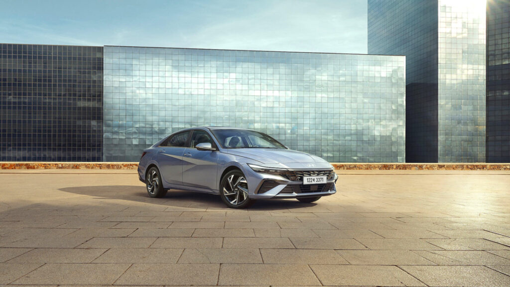 avante-overtakes-grandeur-sedan-sales-first-place (3)