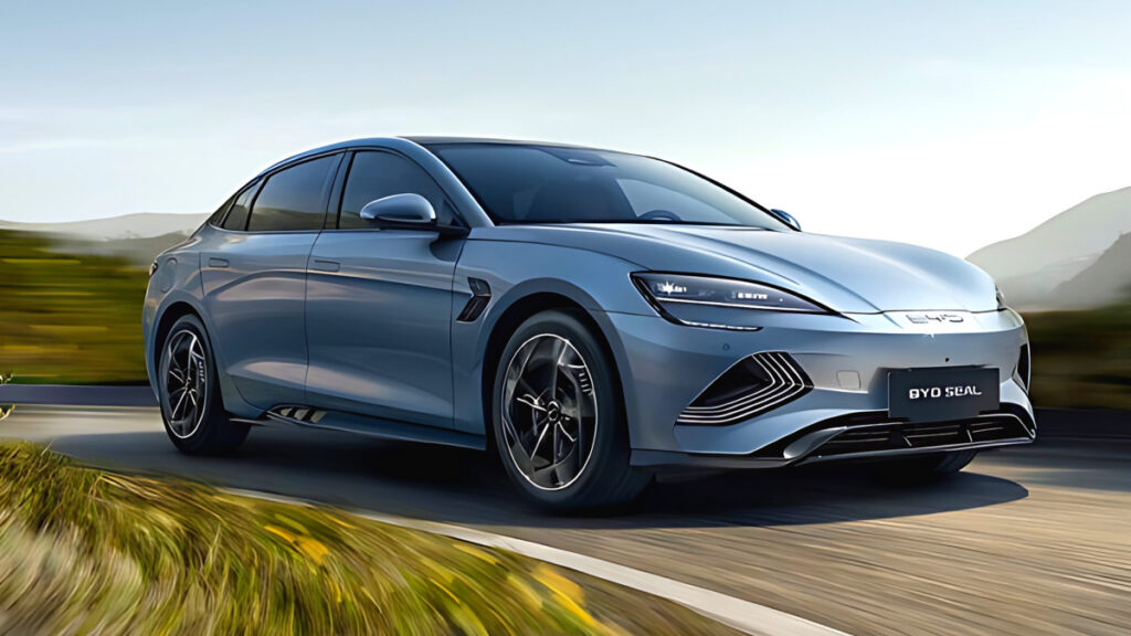 byd-seal-rwd-launch-price-competition (2)