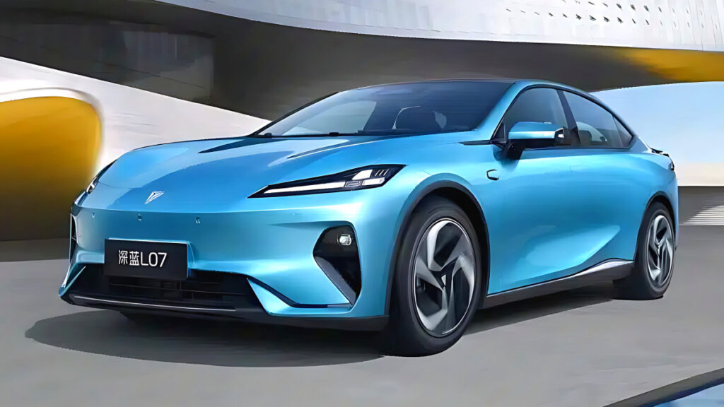 deepal-l07-china-sedan-erev-1500km-range (2)