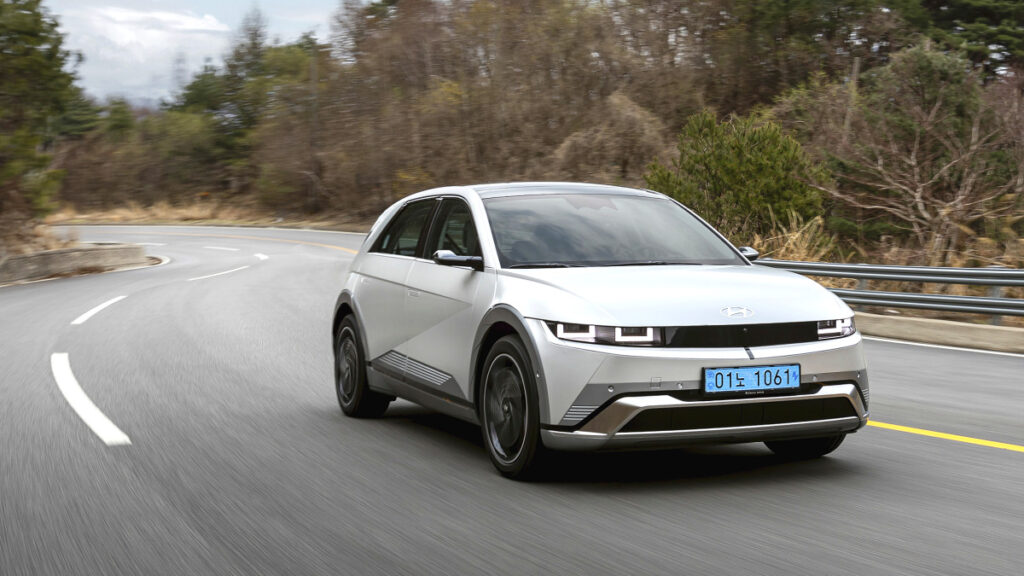 hyundai-palisade-ioniq-parents-best-family-car-awards (4)