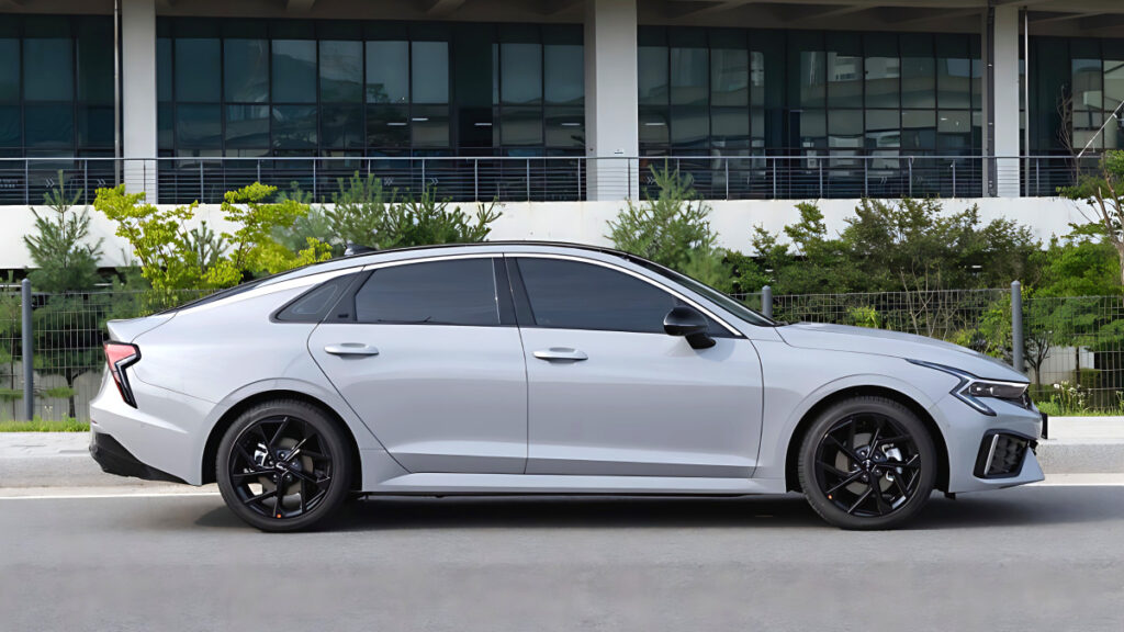 k5-hybrid-used-car-market-dominance (1)