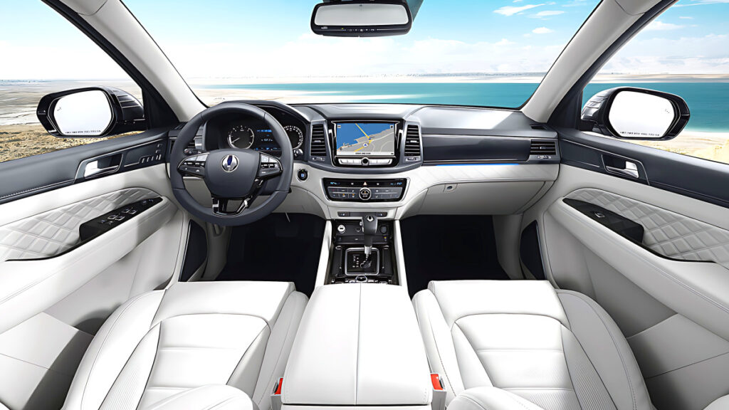 kgm-g4-rexton-used-car-price-drop-value-for-money (3)