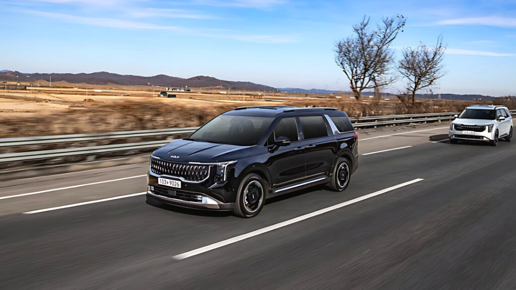 kia-carnival-hybrid-owner-rating-92-family-car-leader (2)