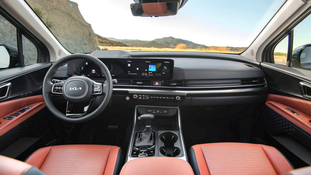 kia-carnival-us-sales-surge-44-percent-family-car-market (4)