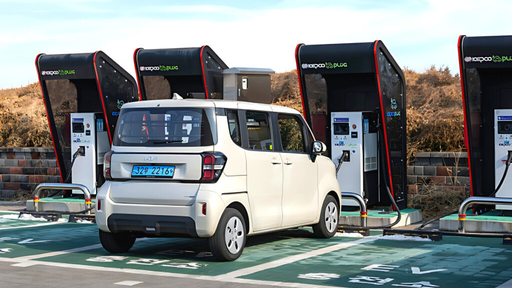 kia-ray-ev-owner-rating-spaciousness-avante-price (5)