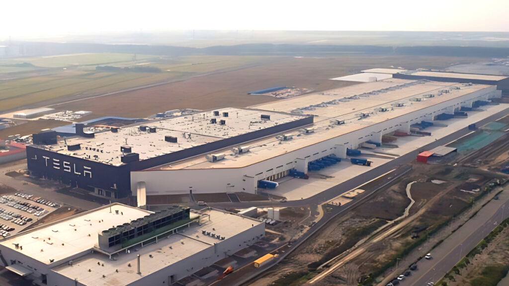 mz-generation-tesla-byd-import-ice-cars-collapse (4)