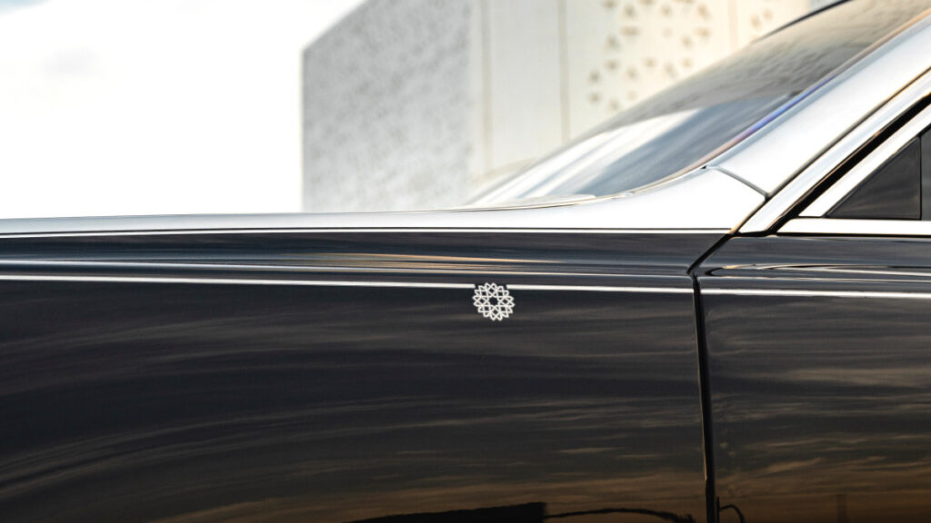 rolls-royce-phantom-arabesque-laser-engraving-bespoke (1)