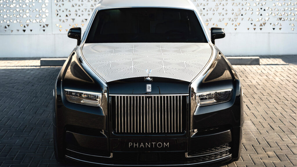 rolls-royce-phantom-arabesque-laser-engraving-bespoke (3)