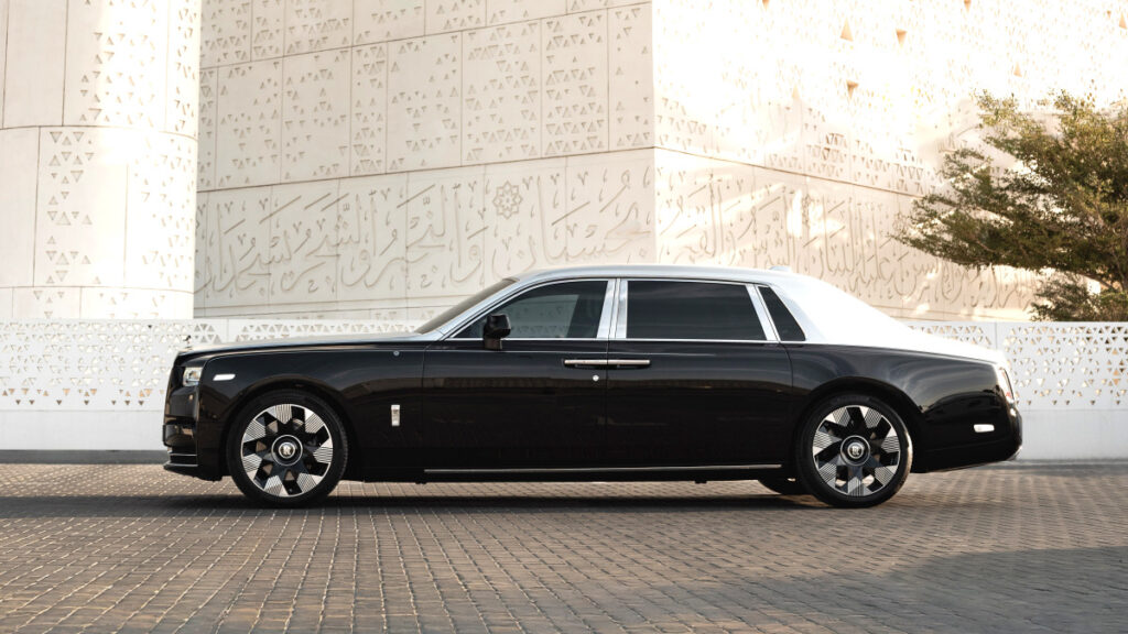 rolls-royce-phantom-arabesque-laser-engraving-bespoke (4)