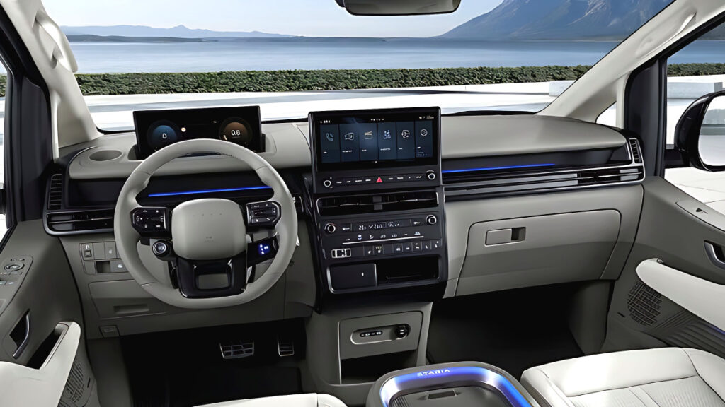 staria-lounge-vs-carnival-price-space-comparison (1)