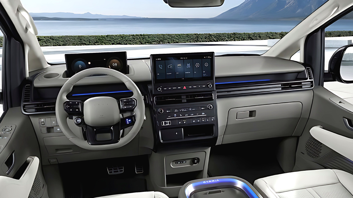 staria-lounge-vs-carnival-price-space-comparison (1)