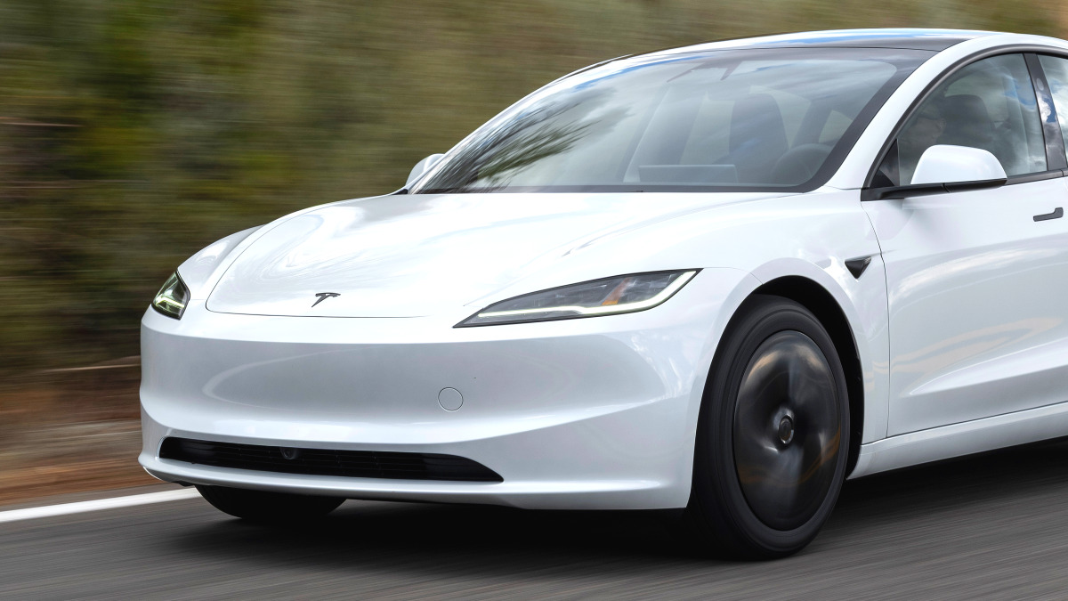 tesla-model3-standard-4199-no-radio (1)