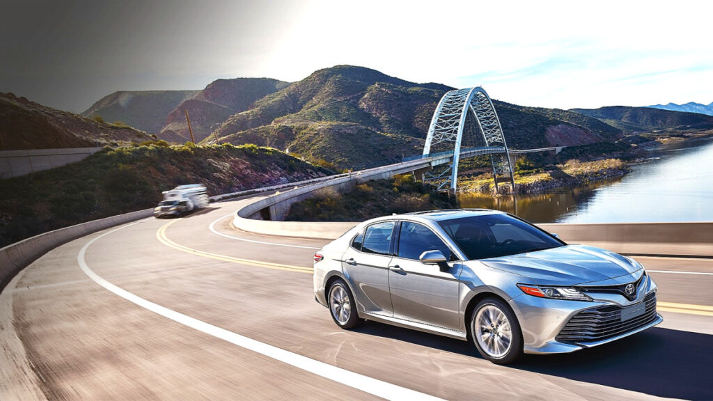 toyota-camry-hybrid-2026-consumer-reports-best-midsize-sedan (2)