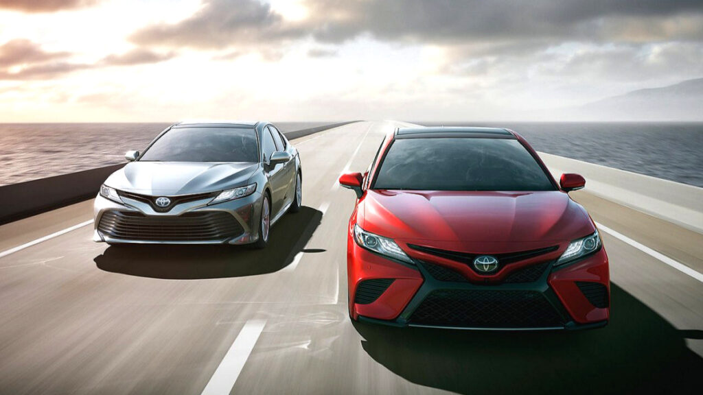 toyota-camry-hybrid-2026-consumer-reports-best-midsize-sedan (3)