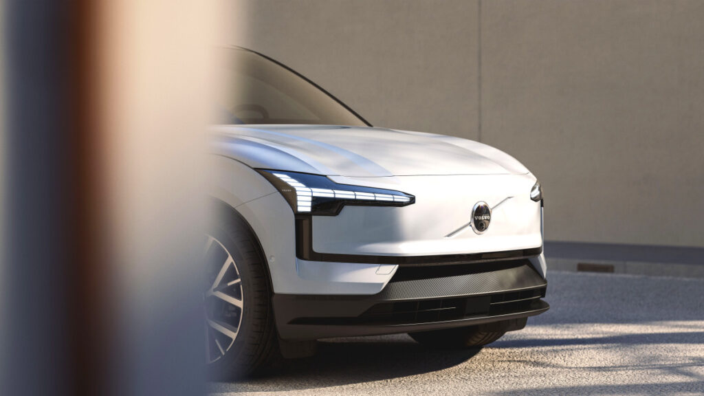 volvo-ex30-price-cut-1000-contracts-in-one-week (2)