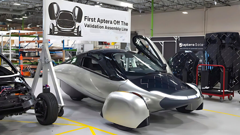 aptera-solar-electric-vehicle-first-delivery (3)