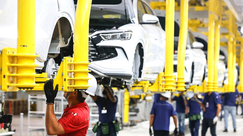 byd-china-market-share-collapse-technology-competition-era (2)