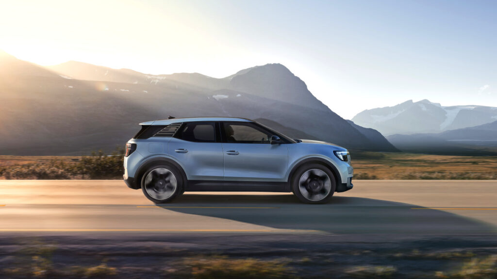 ford-explorer-ev-lfp-battery-444km-range-update (1)