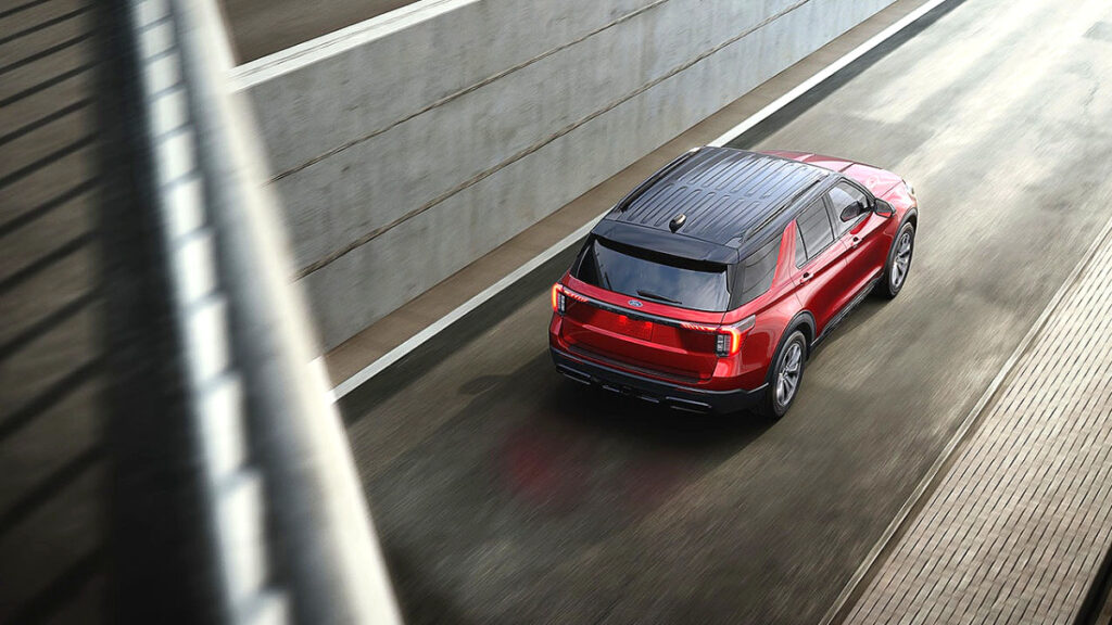 ford-recalls-1-74-million-vehicles-rearview-camera-defect (6)