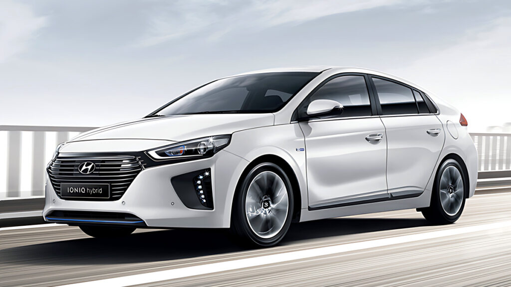 hyundai-ioniq-hybrid-used-car-market-2026 (2)