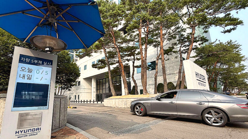 hyundai-motor-group-energy-saving-ai-hydrogen-bus-solar (2)