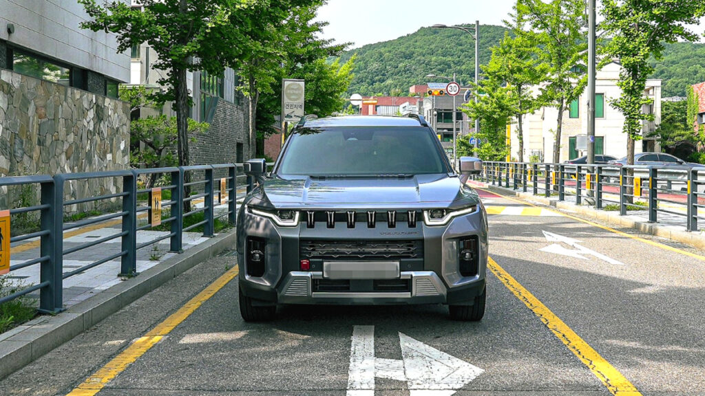 kgm-torres-hybrid-price-fuel-economy-review (2)