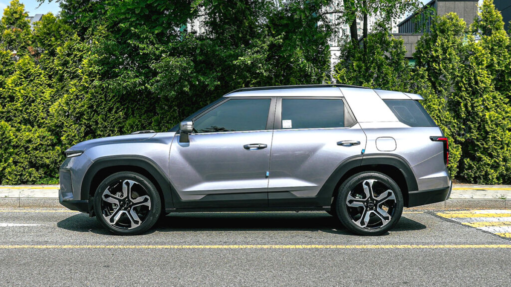 kgm-torres-hybrid-price-fuel-economy-review (4)