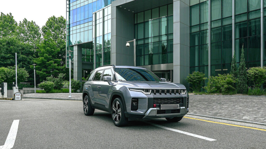 kgm-torres-hybrid-price-fuel-economy-review (5)