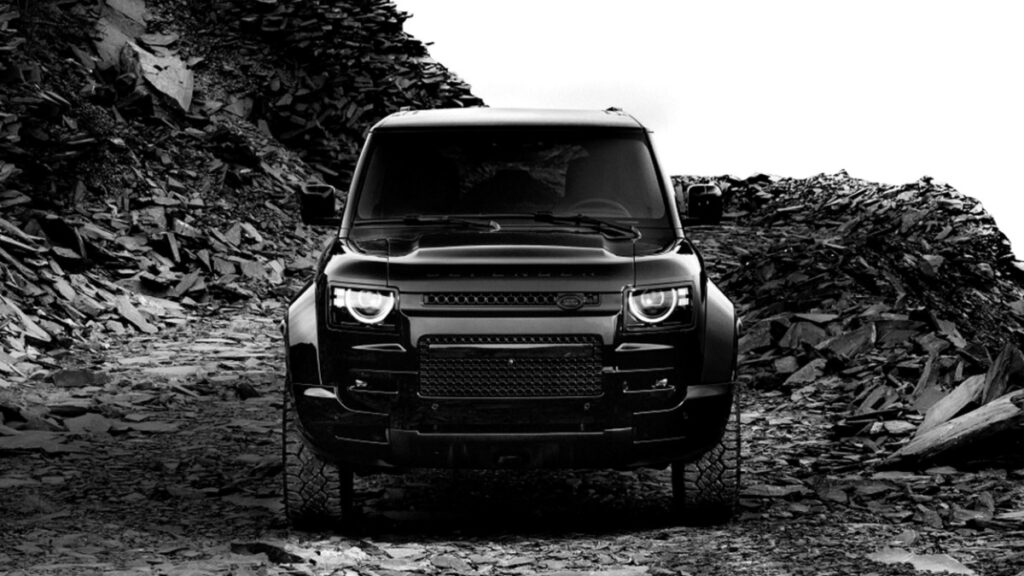 land-rover-defender-octa-black-launch-2026 (4)