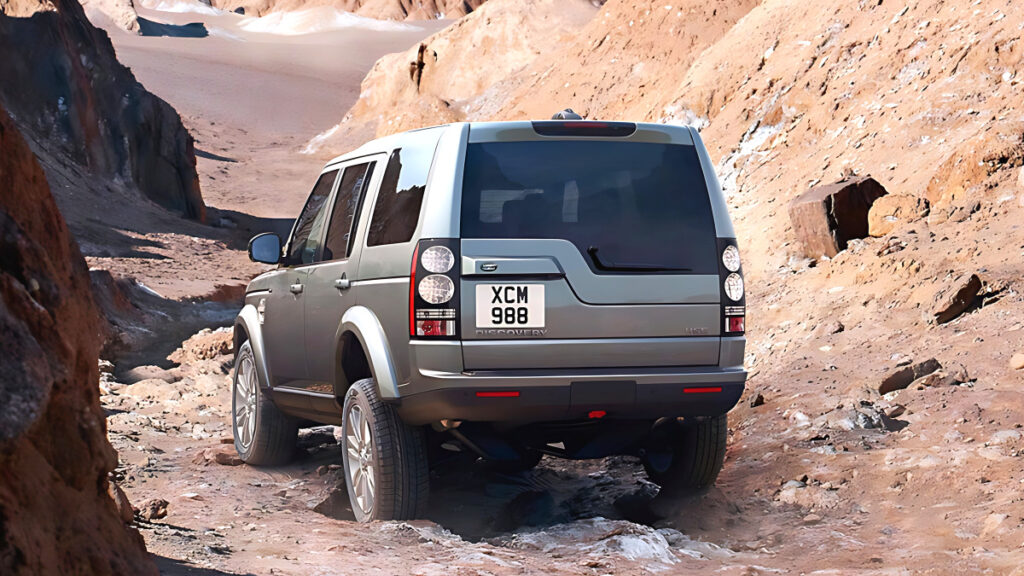 land-rover-discovery-4-used-car-market-analysis (3)